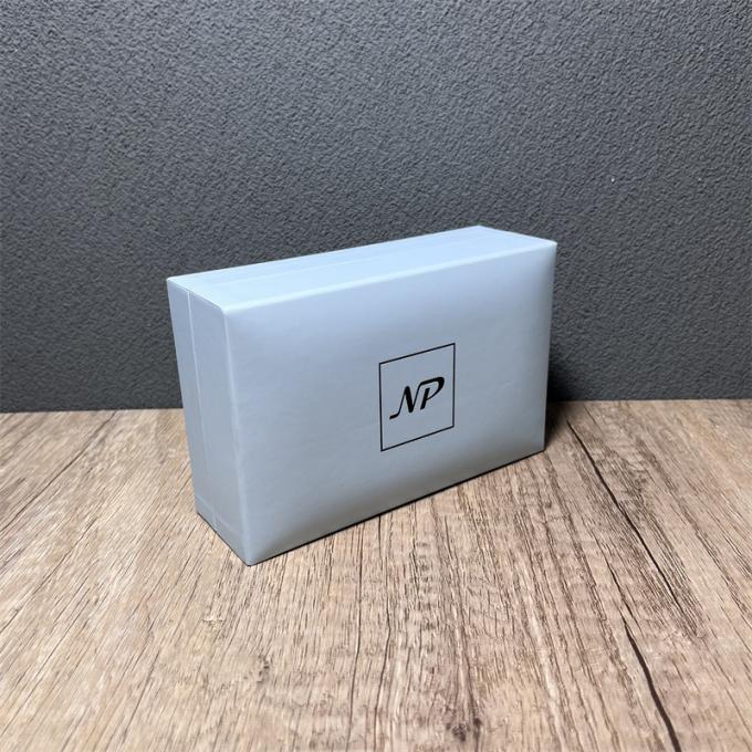 Kotak Kemasan Hadiah Kertas Parfum 3