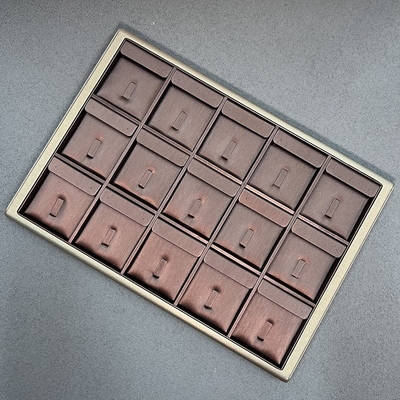 355*255*25mm Coklat PU Perhiasan Nampan Menampilkan Untuk Cincin Anting-Anting Liontin Kalung