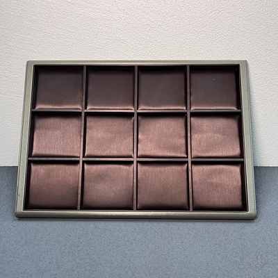 355*255*25mm Coklat PU Perhiasan Nampan Menampilkan Untuk Cincin Anting-Anting Liontin Kalung