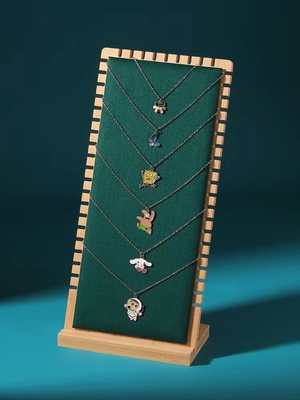 Tampilan Perhiasan Warna Kayu Berdiri 90 * 90 * 210mm Tampilan Nampan Kalung