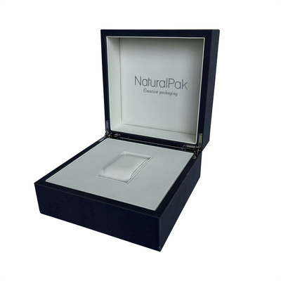 Kotak Kemasan Jam Tangan Kayu Cream PU Embossed Logo Watch Box Untuk Pria
