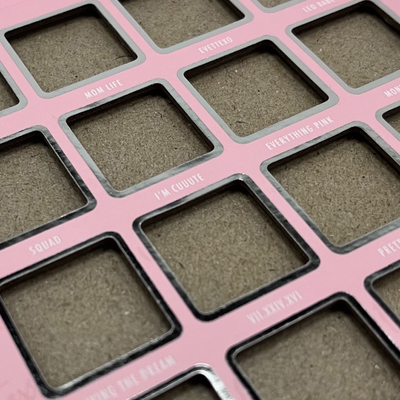 Kemasan Karton Kotak Kosmetik Tertutup Glossy Lamination Empty Eyeshadow Palette
