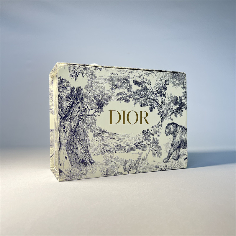 OEM Luxury Cosmetic Packaging Boxes Pantone Color CMYK Gift Box Dengan Ribbon Handle